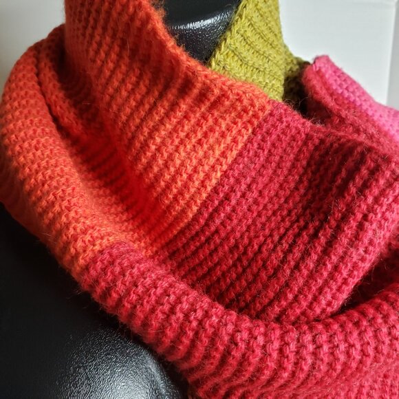 Made in Italy INVERNI Knit Wool Scarf Wrap premium quality Boho Chic - Picture 4 of 8